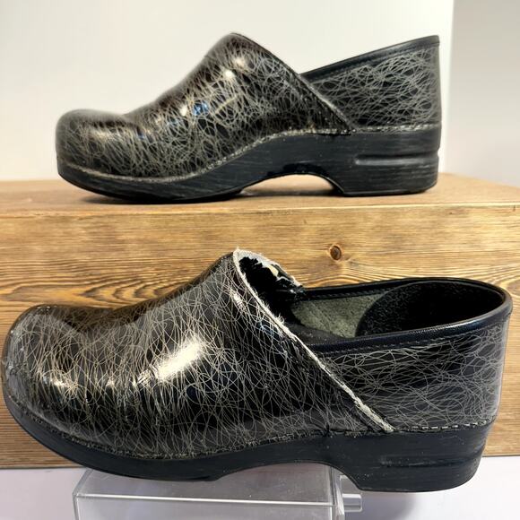 Dansko Professional Clogs Womens 42 / 11.5-12 US  Comfort Shoes Nursing Travel - Picture 2 of 11